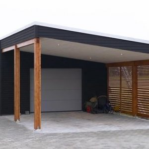 Garage med carport pulpettak