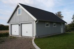 Garage med loft lägenhet